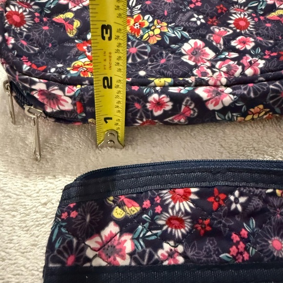 Floral Quilted Pouch Set Cosmetic Bag and Coin Pouch - Picture 5 of 8